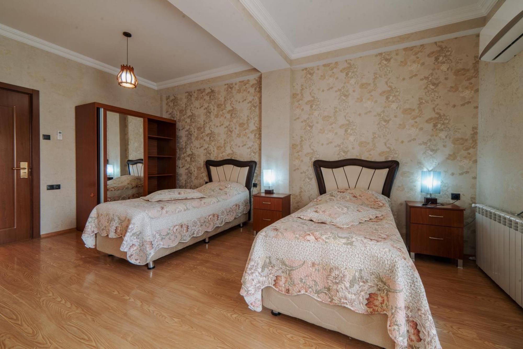Natali Hotel Боржоми Экстерьер фото